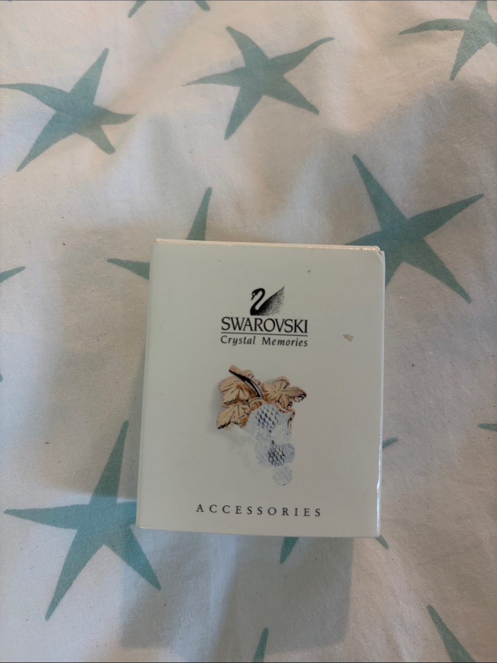 Swarovski Gold-Tone Leaves with Clear Crystal Grape Brooch